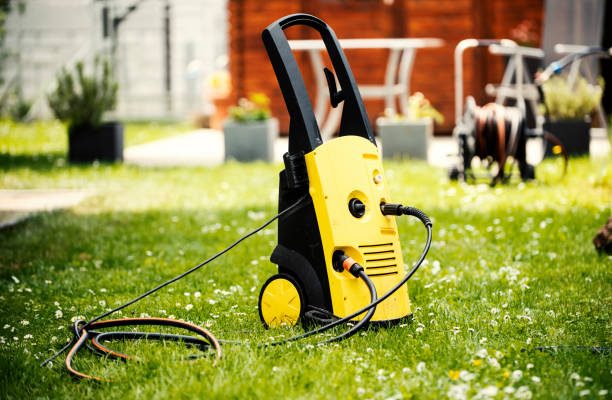Best Building Exterior Pressure Washing in Oak Grove, MN
